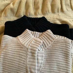 Banana Republic beige and black XL 2 sweaters